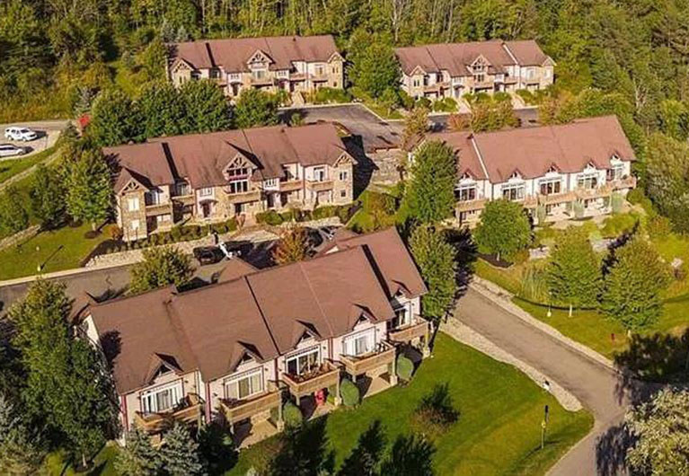 Aerial view of Mountain View Townhomes